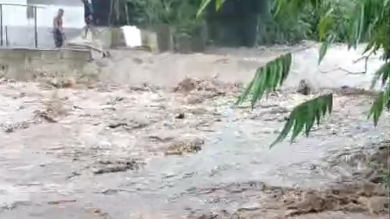Banjir Terjang Subang, Ratusan Rumah Terendam Hingga Lebih dari Seribu KK Terdampak