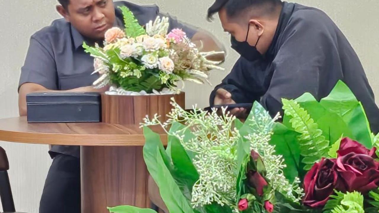 Situasi saat pemeriksaan Ketua KPK
