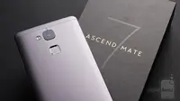 Huawei Perkenalkan Mate7 Compact Awal Maret?