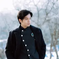 Angga Yunanda tampil mencuri dengan pesona tampan maksimal saat hadiri Sundance Film Festival 2026 (@angga)