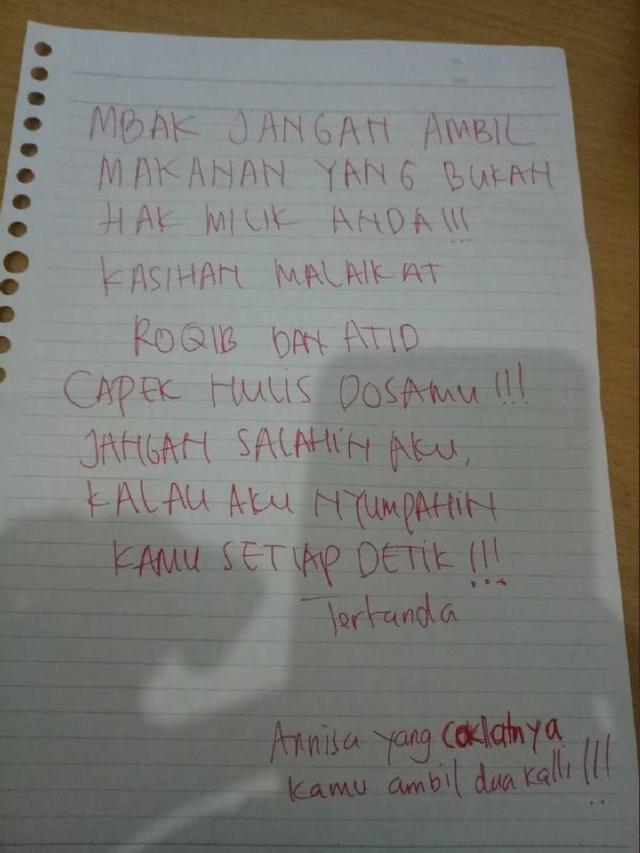 6 Tulisan Sindir Anak Kos yang Ambil Makanan Tanpa Izin Ini Bikin Senyum Miris