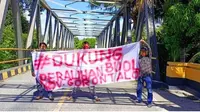 Sejumlah warga buol menggelar aksi untuk meminta dukungan peralihan Kabupaten Buol ke Provinsi Gorontalo. Foto: Ist (Arfandi Ibrahim/Liputan6.com)