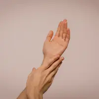 ilustrasi cara mengatasi kulit belang akibat sinar matahari/ Juan Pablo Serrano Arenas/pexels