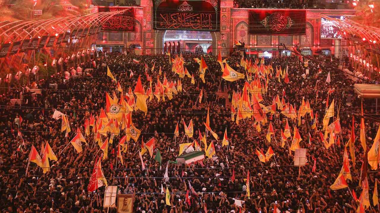 Jutaan Pelayat Iringi Perjalanan Terakhir Ali Khamenei