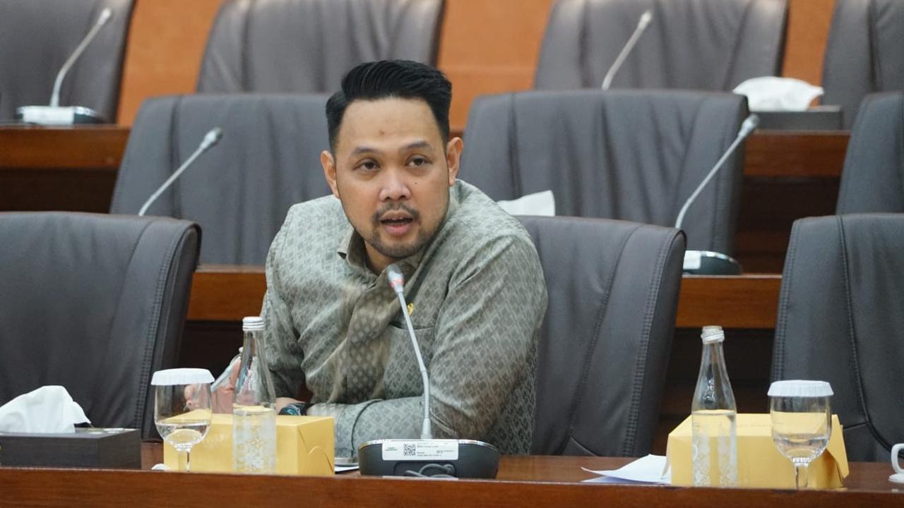 Marak Produk Ilegal di Media Digital, DPR Dorong UU Perlindungan Konsumen