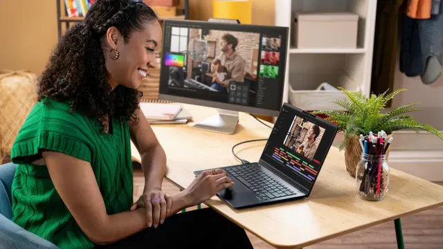 ASUS.