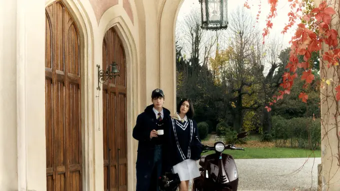 Sambut Tahun Kuda dengan Gaya Ikonik, Vespa Hadirkan 946 Horse dan Memperkenalkan “In Sella” dari Koleksi “AL VENTO”