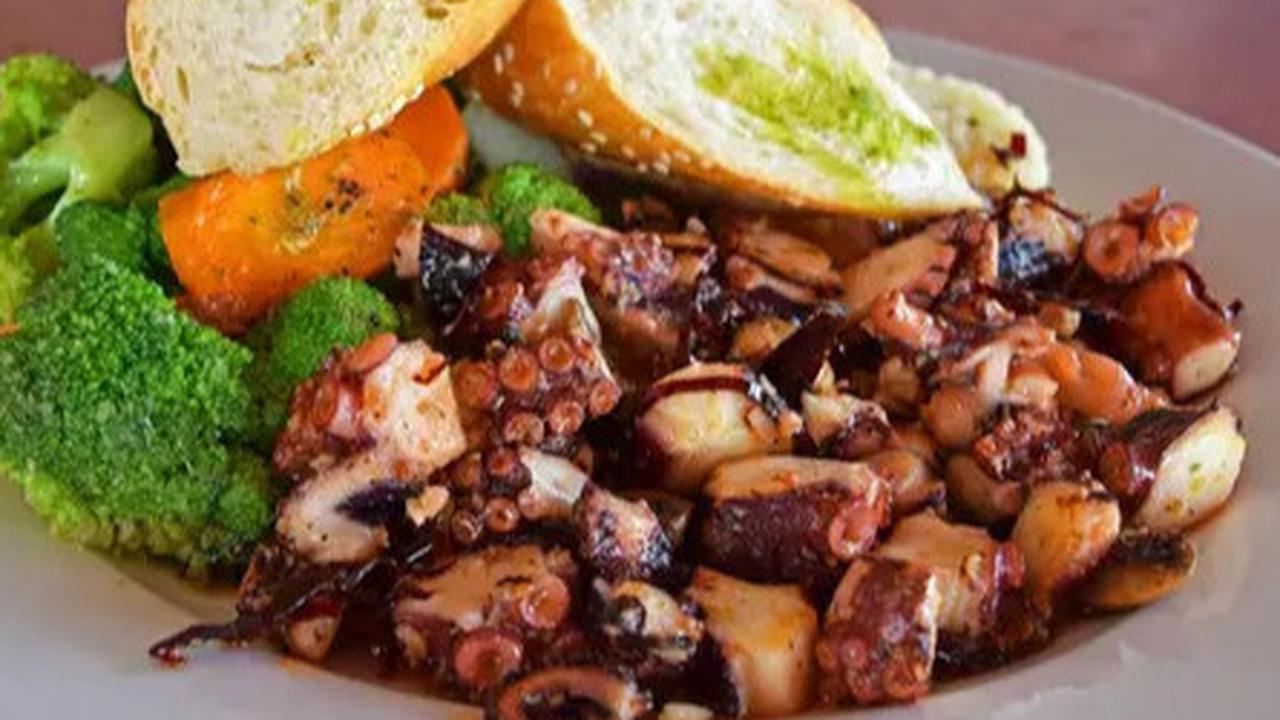 Resep Sambal Cumi yang Lezat dan Menggugah Selera, Coba Juga 6 Variasi Lainnya
