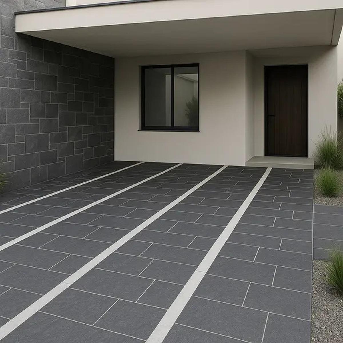 8 Inspirasi Carport dengan Batu Andesit 2025, Tampil Kokoh dan Elegan di Hunian Minimalis