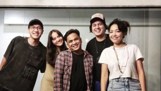 10 Potret Kebersamaan Kevin Julio dan Imelda Therinne yang Kini Go Publik