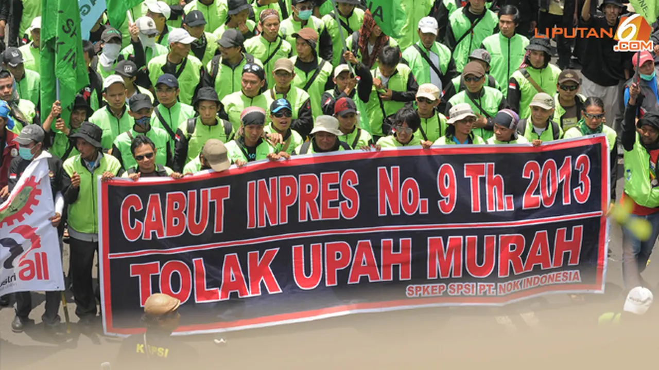 foto-demo-buruh-3-131017c.jpg