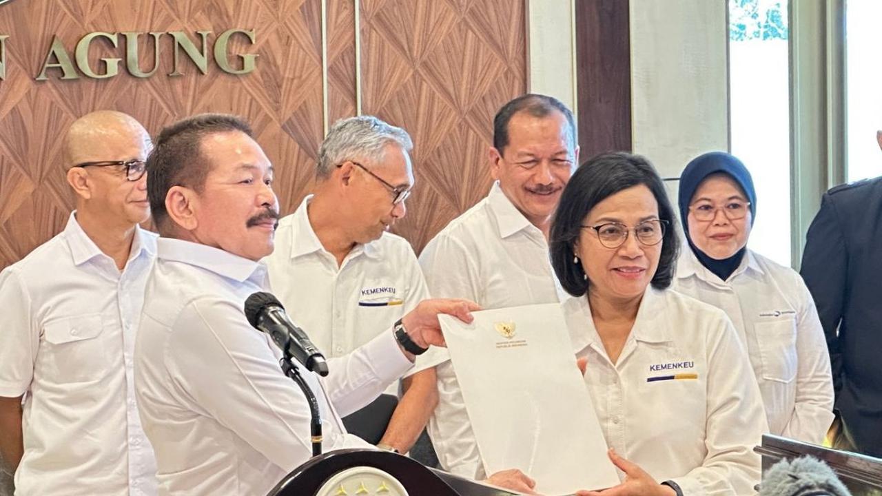"Untuk terus melakukan pembersihan di dalam tubuh LPEI dan neraca LPEI," kata Sri Mulyani.