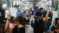 Sejumlah perubahan jadwal transportasi publik di Jakarta mengalami pembatasan. Cek di sini info lengkapnya. (Foto: Transportforjkarta/ Instagram)