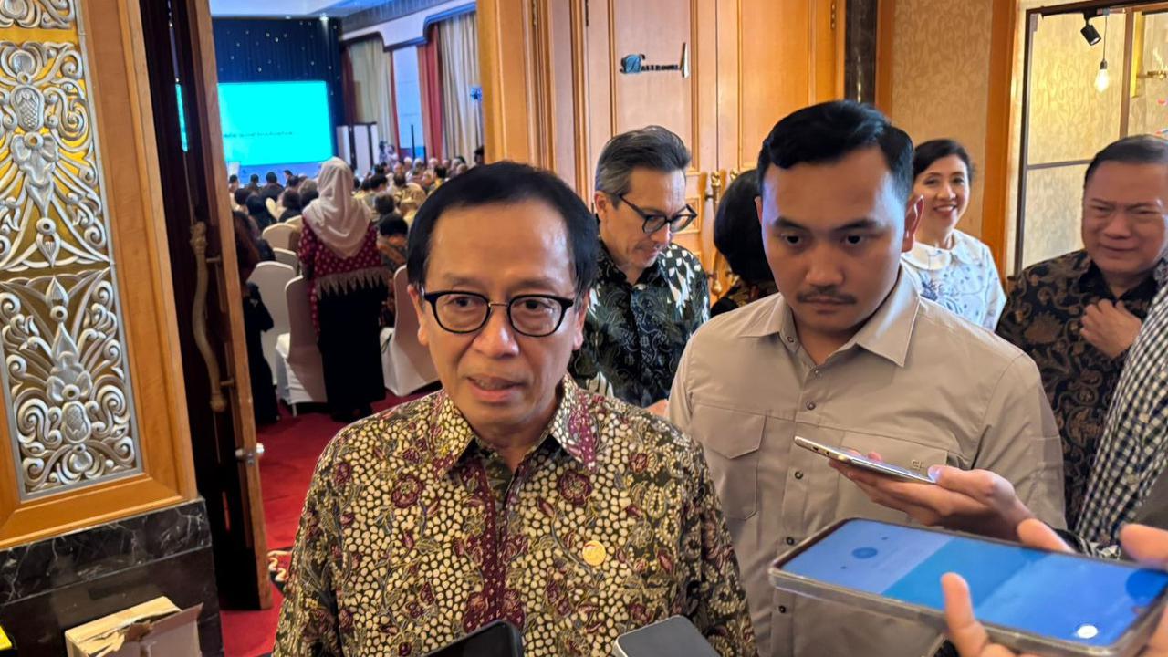 Uang Hasil Ekspor Wajib Disimpan Dalam Negeri Setahun, OJK: Likuiditas Valas akan Meningkat