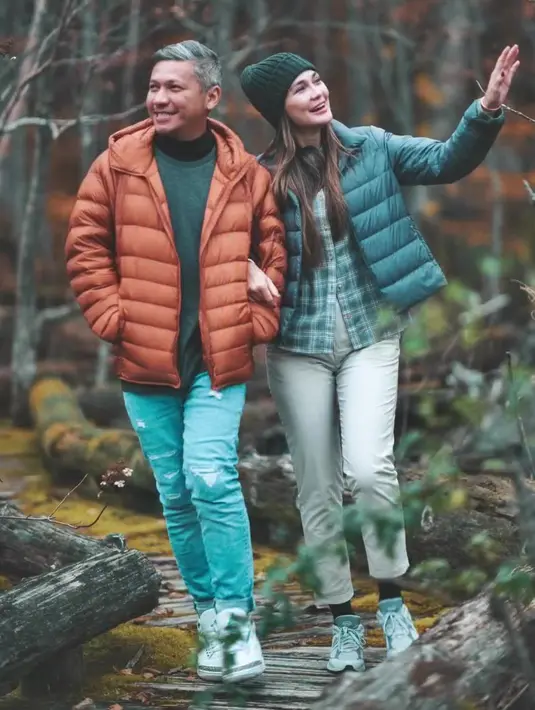 Gading Marten dan Luna Maya membagikan momen kebersamaan mereka di akun Instagram masing-masing. (FOTO: instagram.com/gadiiing/)