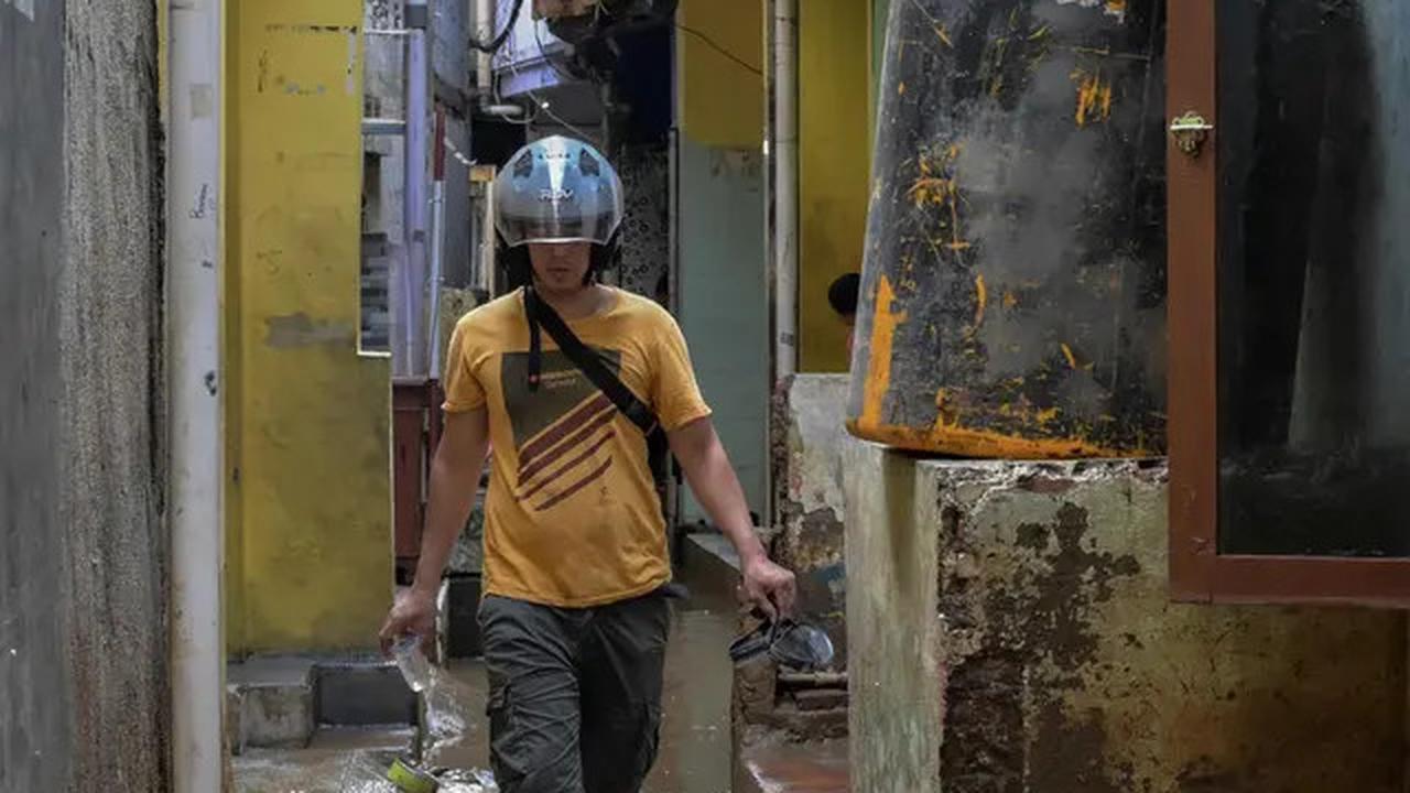 Banjir Jakarta, Ratusan RT Terdampak dan Warga Terpaksa Mengungsi