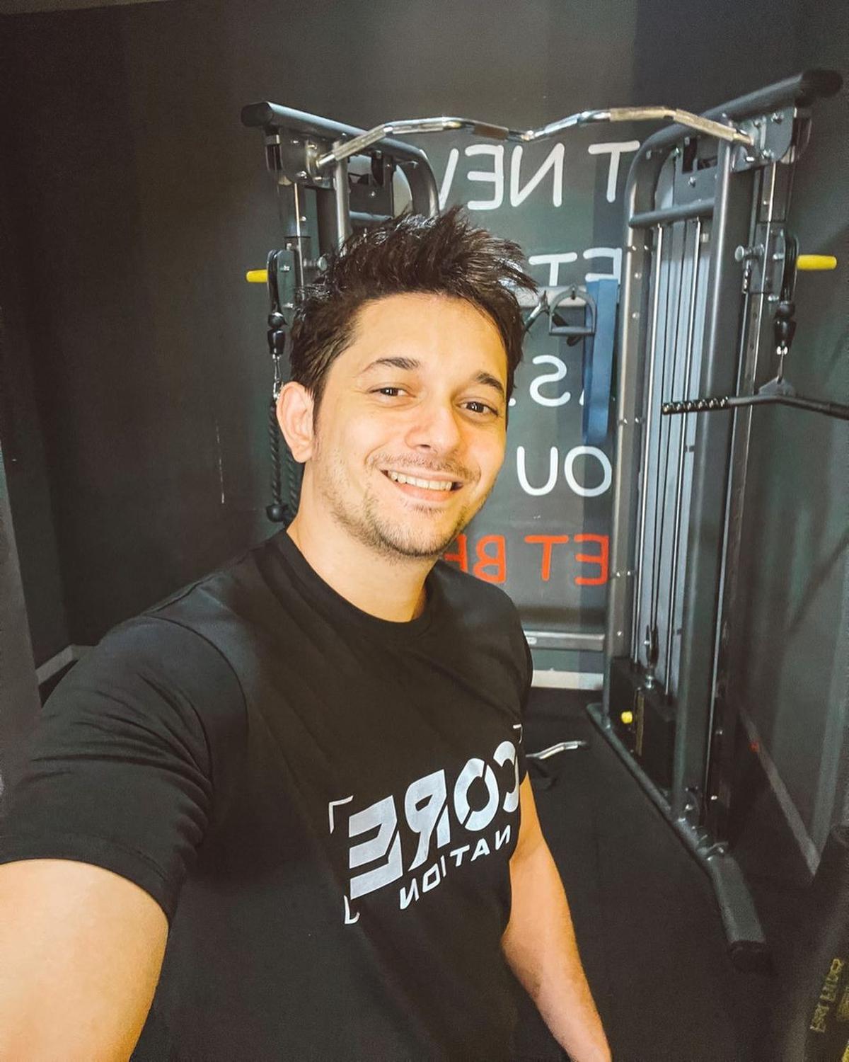Andrew Andika Kembali ke Jalan Religius Usai Rehabilitasi, Apa Kata Tengku Dewi?