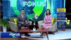 Perbarui informasi Anda bersama Fokus Pagi dengan beberapa topik berita sebagai berikut, Promo Menu Makanan Timbulkan Kerumunan, Mayat Wanita Dalam Septik Tank, Ojol Kena Hipnotis, Motornya Hilang, Macron Ditampar Wajahnya.