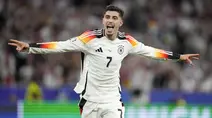 Kai Havertz saat ini bermain di Inggris bersama Arsenal. Performa apik Havertz membuat dirinya dipercaya membela Jerman di Euro 2024. Dia memiliki harga pasar yang mencapai 70 juta euro. (AP Photo/Matthias Schrader)