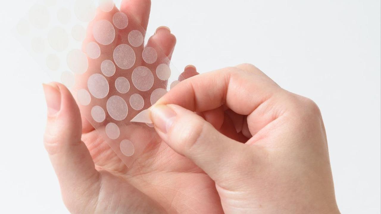 Apa Itu Acne Patch?