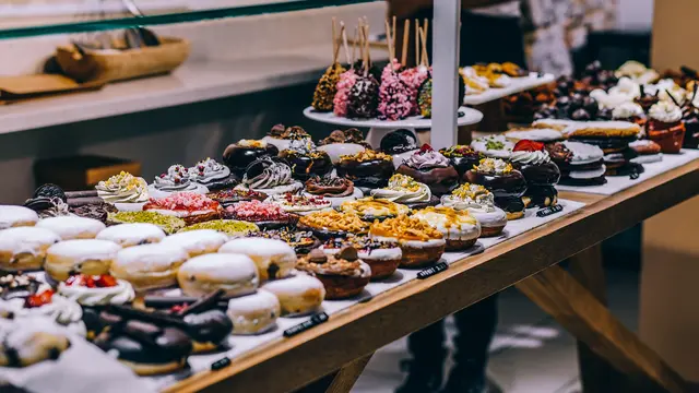 Makanan manis memang  candu namun berbahaya