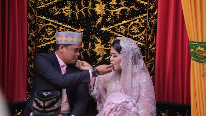 [Bintang] Kahiyang Ayu dan Bobby Nasution