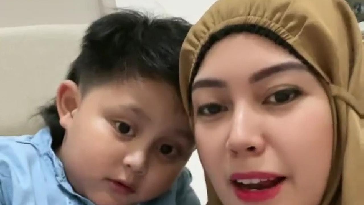 Yama Carlos Sebut Belum Dipertemukan dengan Anak, Arfita Dwi Sang Mantan Istri Ungkap Persoalan yang Berbeda
