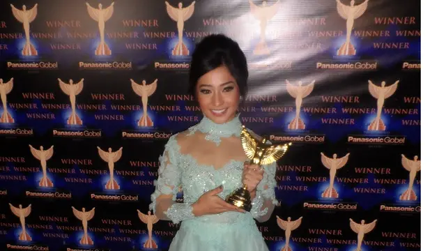 Ragam Busana Terbaik Ramaikan Panasonic Gobel Awards 2014