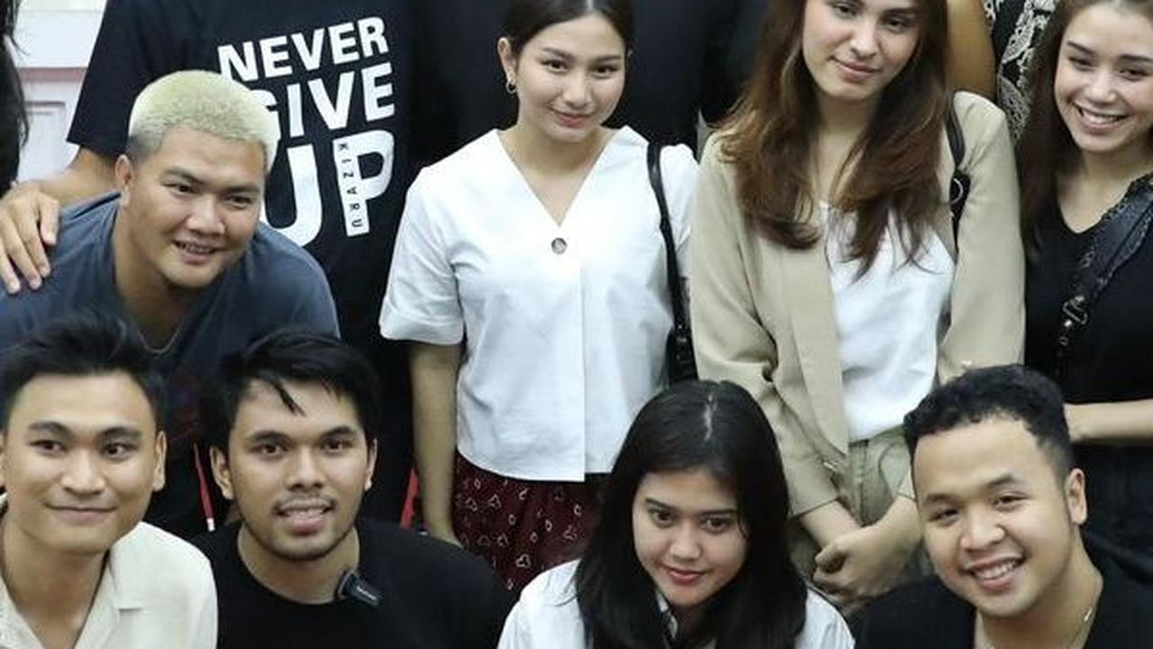 Makan Bareng Influencer, Ganjar Jawab Harapan Anak Muda Tentang Masa Depan