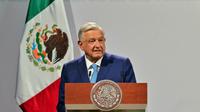Presiden Meksiko Andres Manuel Lopez Obrador mengatakan bahwa dia telah tertular COVID-19 untuk kedua kalinya dan mengalami gejala ringan (Pedro Pardo/AFP)