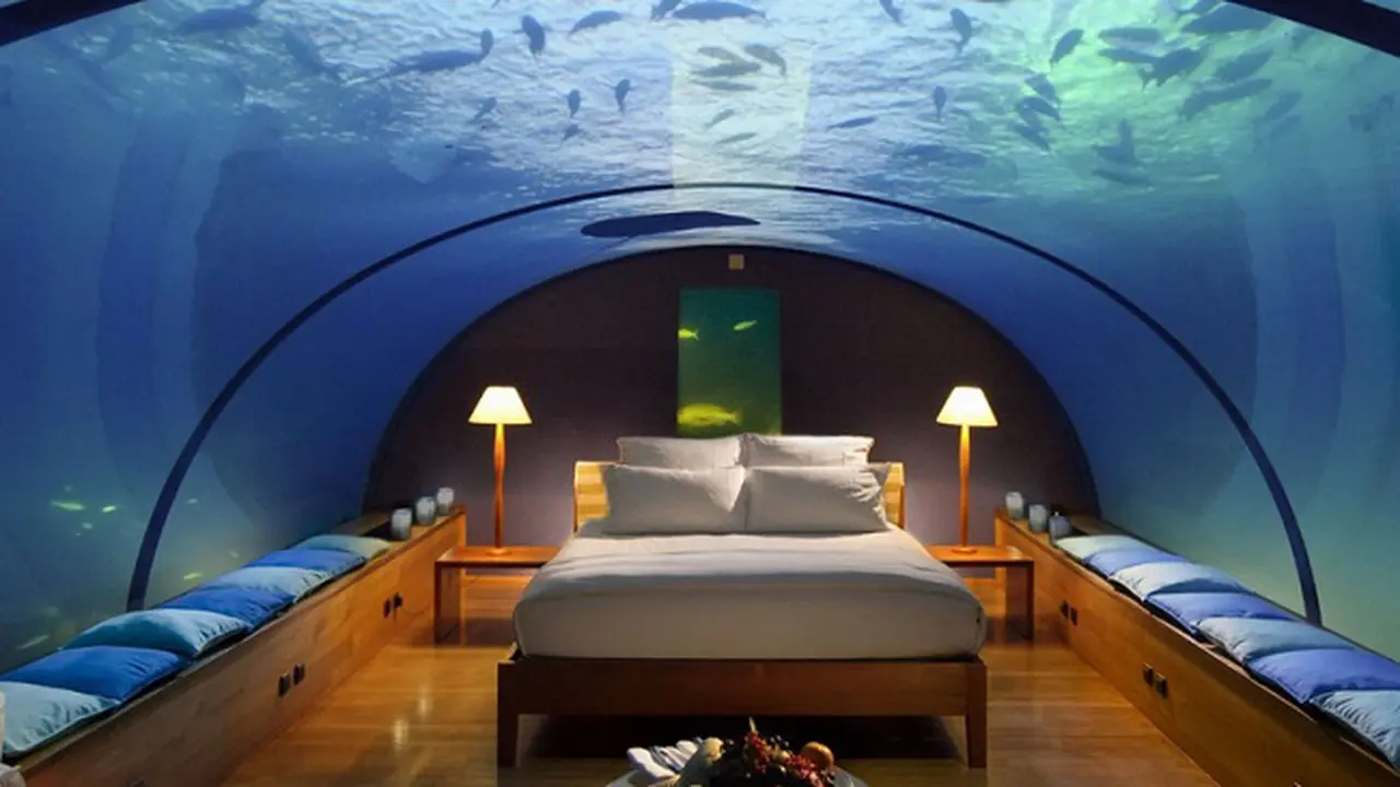 Penginapan Poseidon Undersea Resort, Fiji