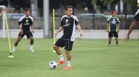 Pemain Timnas Indonesia, Egy Maulana Vikri mengikuti sesi latihan di Lapangan A, Kompleks Gelora Bung Karno, Senayan, Jakarta, Sabtu (31/8/2024) sebagai persiapan jelang menghadapi Arab Saudi pada putaran ketiga kualifikasi Piala Dunia 2026 zona Asia. (Bola.com/Abdul Aziz)