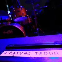 Konser BBM Liztomania Vol.3 Payung Teduh (Deki Prayoga/Bintang.com)