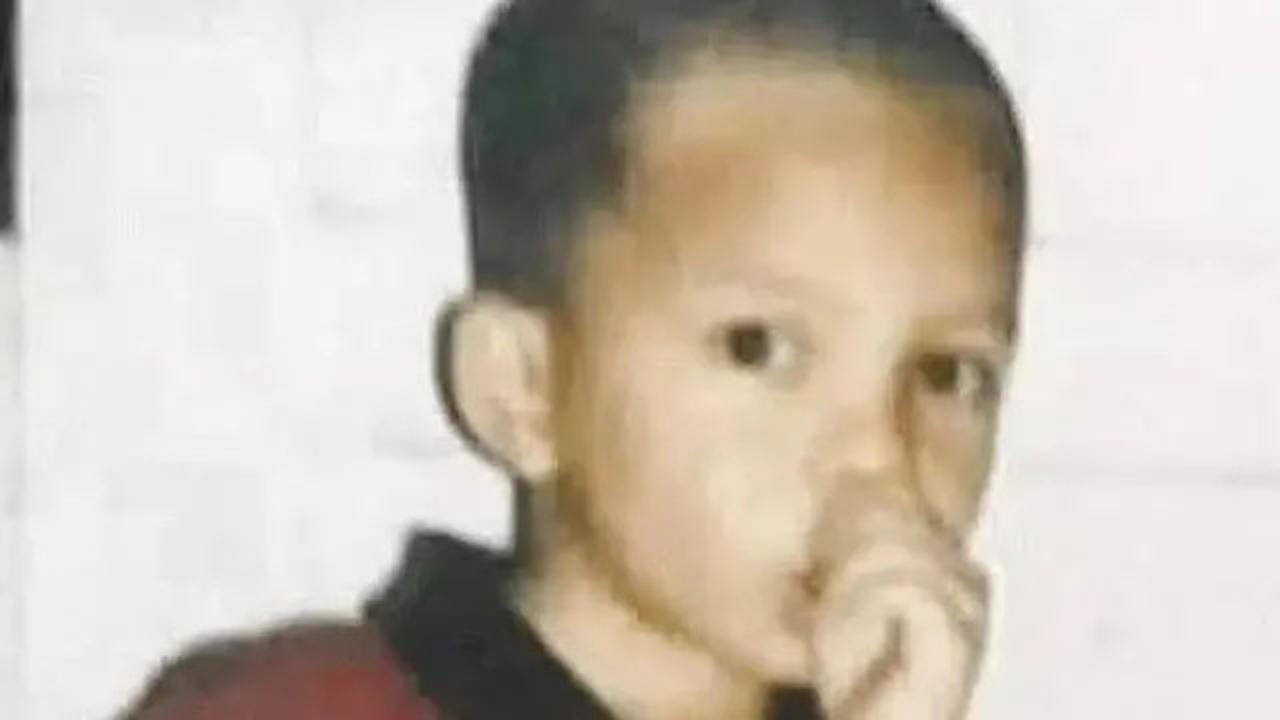 Bagikan Foto Masa Kecilnya di Perayaan Ultah Ke-30, Potret Atta Halilintar Curi Perhatian