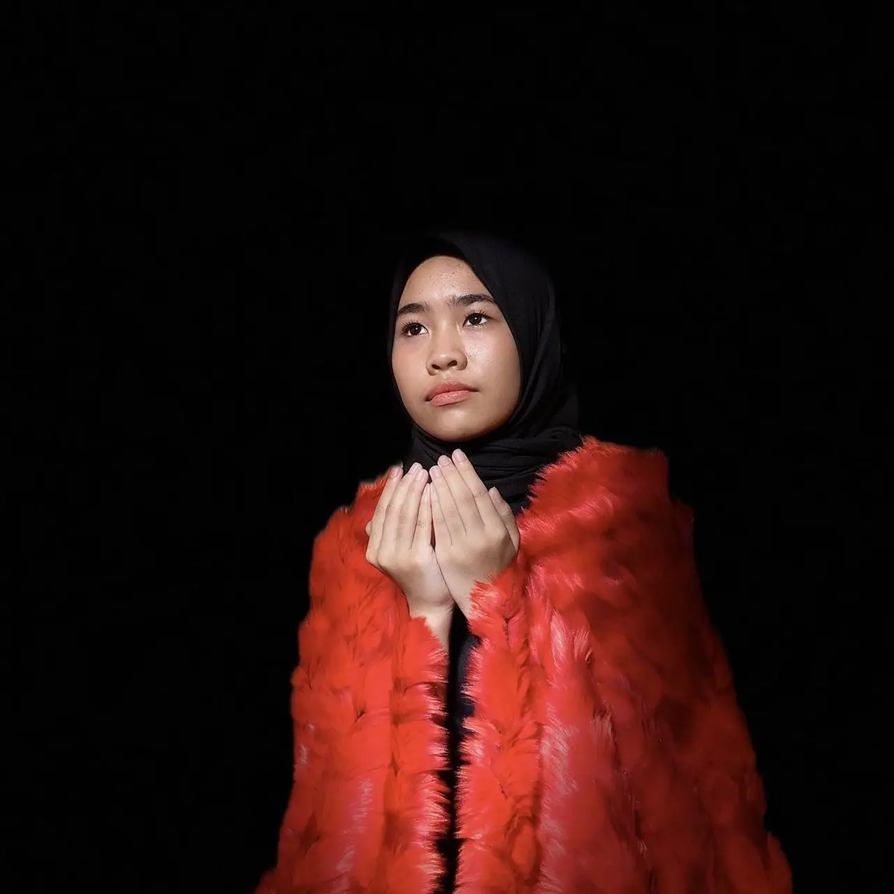 6 Potret Alifa Lubis Pakai Hijab, Beranjak Remaja Makin Memesona - Hot ...