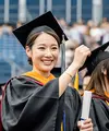 Model Gelang Emas 2025 Simpel Terbaru untuk Wisuda/Meta Ai