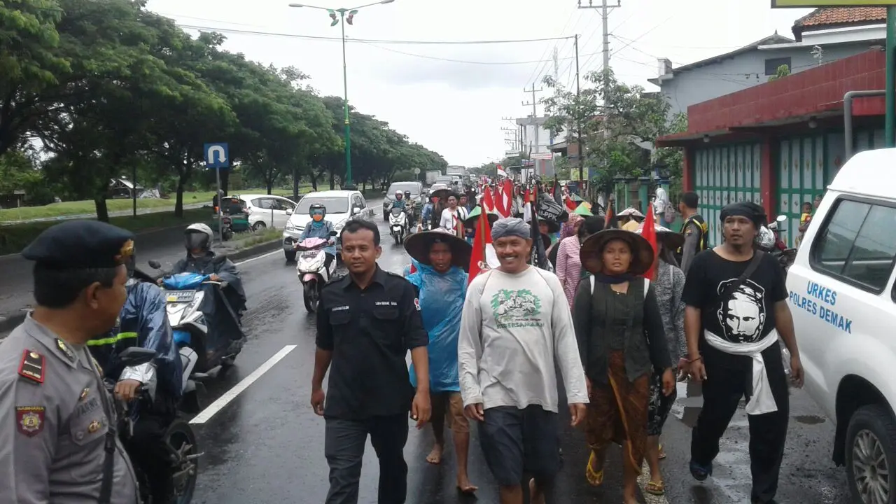 aksi jalan kaki1