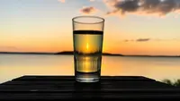 Jangan Sampai Dehidrasi Saat Ramadan, Begini Bagi Waktu Minum agar Tak Kekurangan Cairan