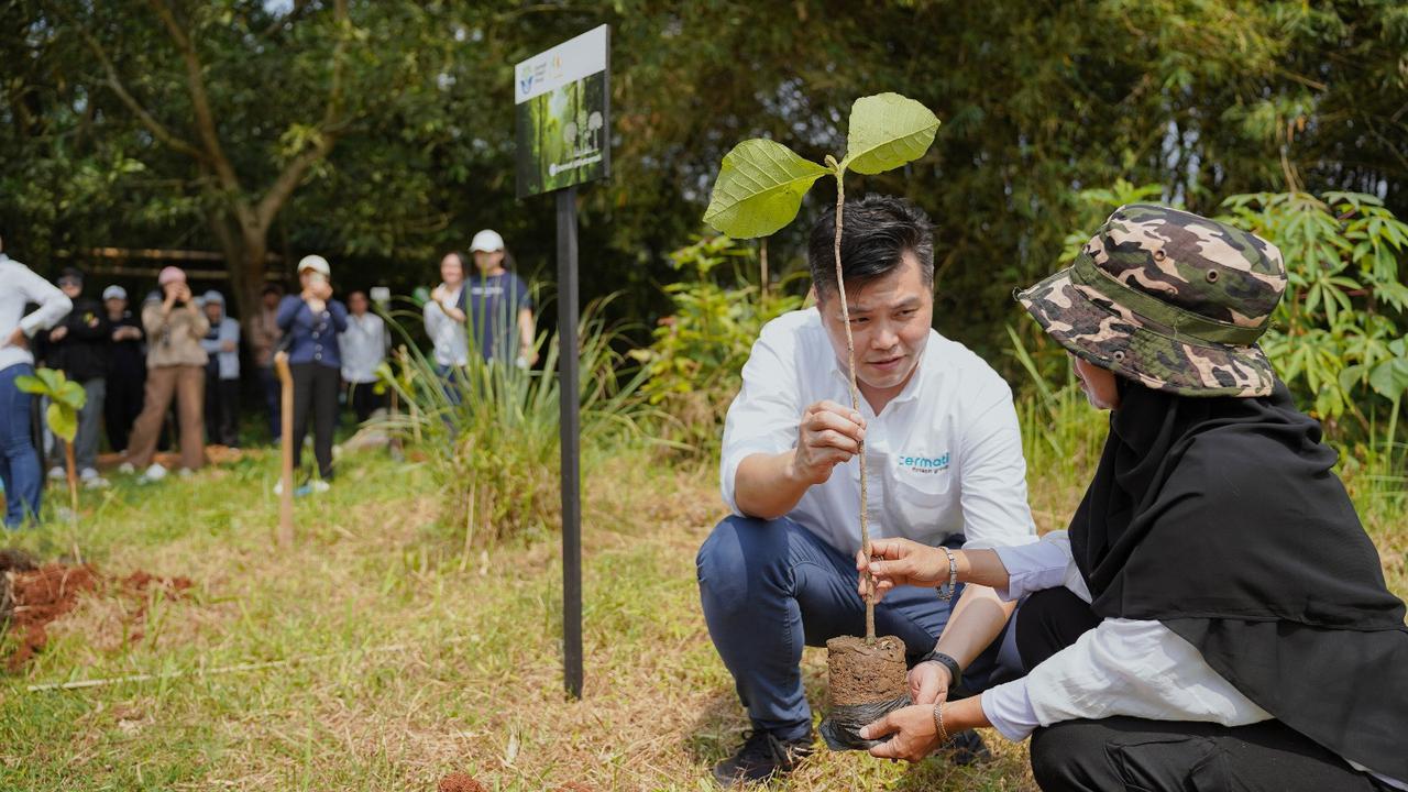 Peringati Hari Bumi, 1.000 Pohon Ditanam di Hutan Kota Eduforest Bekasi untuk Dukung Program Zero Carbon
