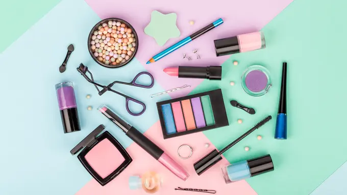 Cara Membuat Makeup Jadi Multifungsi. Penasaran?