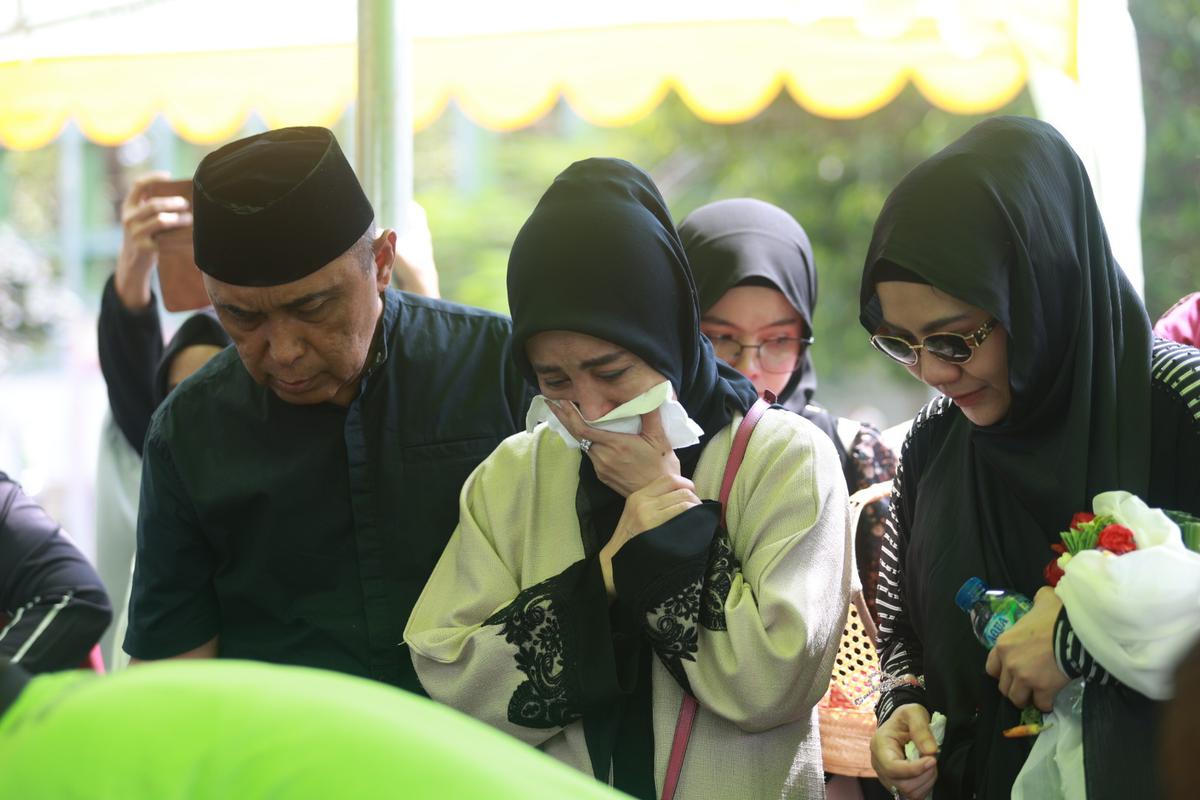 Cici Paramida Kenang Pesan Terakhir Sang Ibu Sebelum Berpulang, Ingin Keluarga Kumpul di Bulan Ramadan