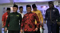 Sekjen PDIP Hasto Kristiyanto bersama 8 sekjen partai politik pendukung Jokowi usai memberikan keterangan usai bertemu dengan ketua dan komisioner KPU di Kantor KPU, Jakarta, Selasa (7/8). (Merdeka.com/Iqbal S. Nugroho)