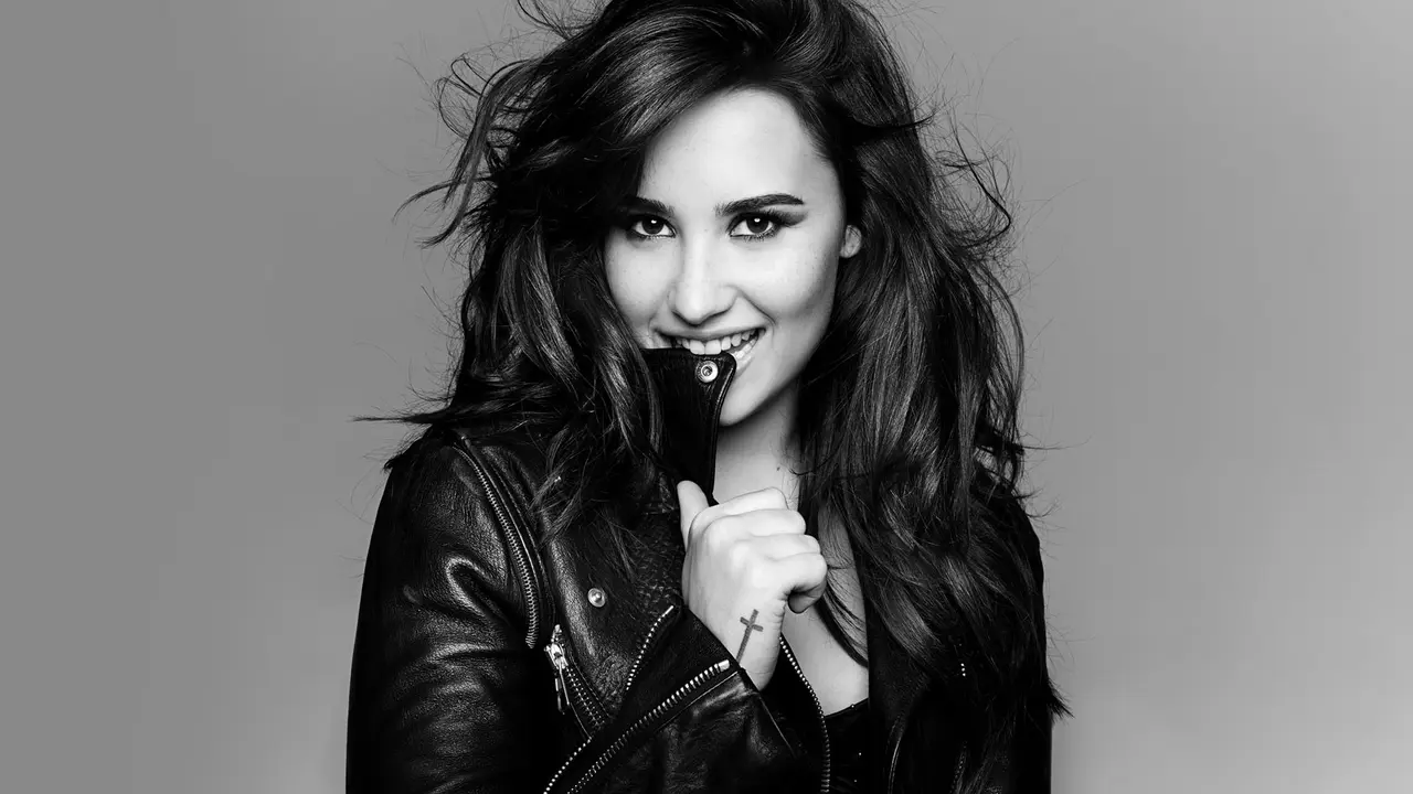 [Bintang] Demi Lovato