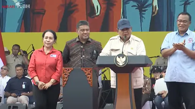Kado Prabowo saat Hari Buruh Internasional: Segera Bentuk Satgas PHK dan RUU Perlindungan PRT