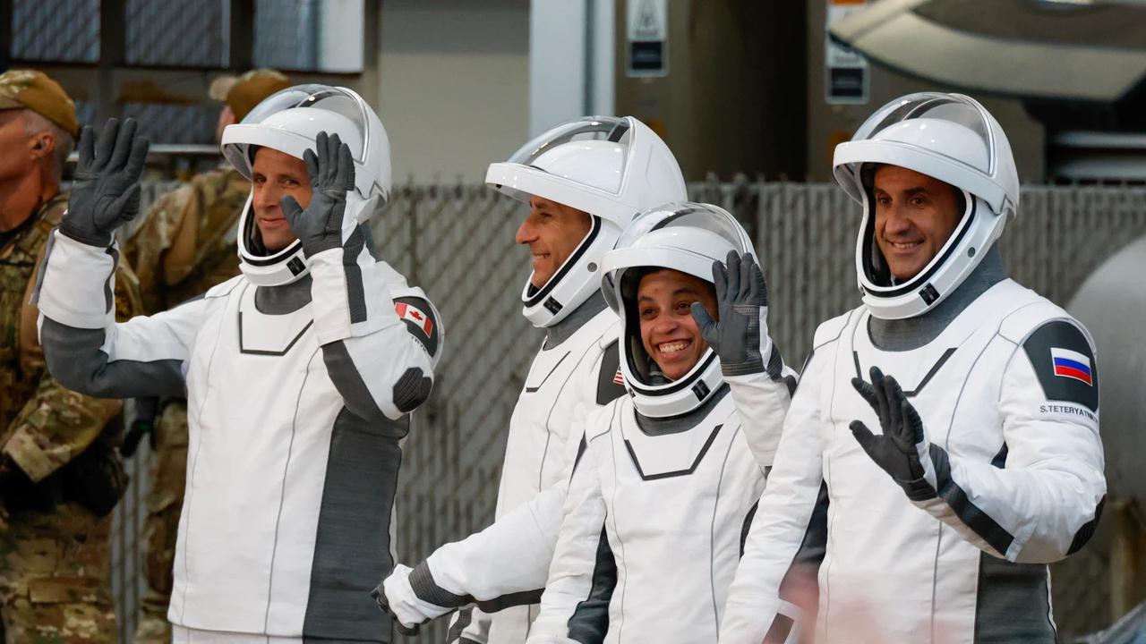 Delapan Jam ke ISS, Astronot AS Pecahkan Rekor Penerbangan