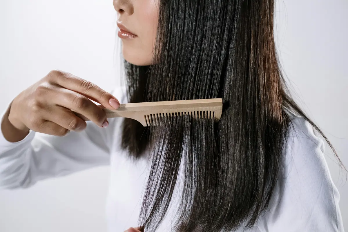 Cara Mudah Mengatasi Rambut Tipis Agar Terlihat Bervolume dan Lebih Sehat