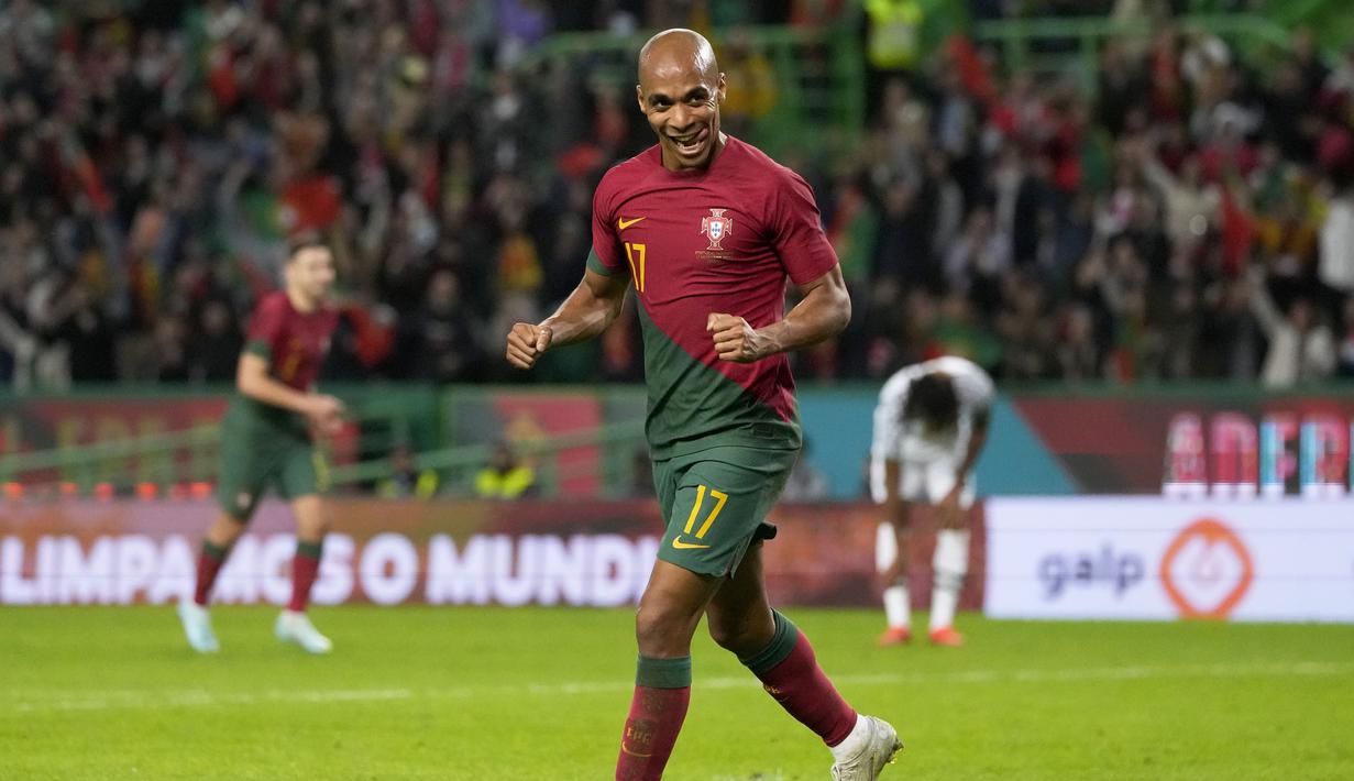 Pada Piala Dunia 2022, Portugal tergabung di Grup H bersama timnas Uruguay, timnas Korea Selatan, dan timnas Ghana. (AP/Armando Franca)