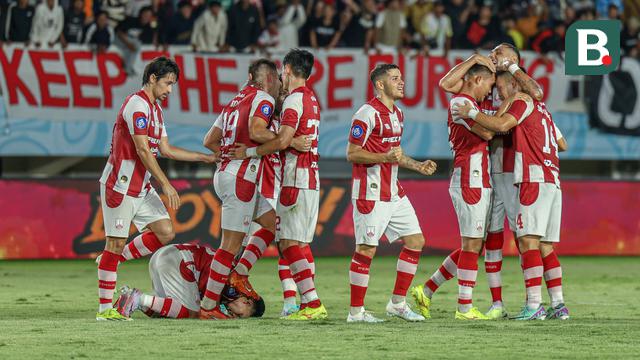 FOTO Selebrasi Gol Persis Solo