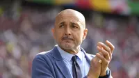 Pelatih Timnas Italia bicarakan soal kegagalan tim asuhannya usai kalah 0-2 dari Swiss pada babak 16 besar Euro 2024 (AP)