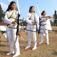 Tara Basro, Chelsea Islan, dan BCL dalam pembuatan film 3 Srikandi. (Galih W. Satria/Bintang.com)